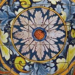 Pre Owned تي شيرت دولتشي أند غابانا مازوليس أزرق داكن مطبوع برقبة مستديرة مقاس صغير - سمول