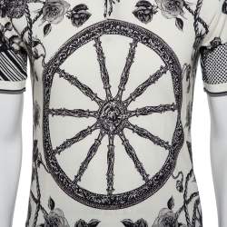 مملوكة مسبقًا تي شيرت بولو دولتشي أند غابانا مطبوع ورود بيكيه قطن مونوكرومي مقاس صغير جداً (اكس سمول)