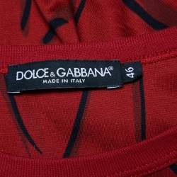 مملوكة مسبقًا تي شيرت دولتشي أند غابانا قطن أحمر مطبوع برقبة مستديرة مقاس صغير - سمول