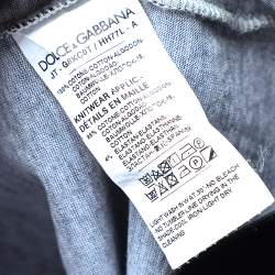 مملوكة مسبقًا تي شيرت دولتشي أند غابانا قطن أسود هيرالديك برقبة مستديرة مقاس كبير جدًا - إكس لارج