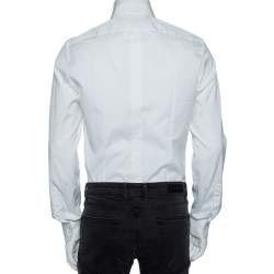 مملوكة مسبقًا قميص دولتشي أند غابانا ملصق ذهبي أزرار أمامية قطن أبيض مقاس متوسط