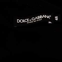 مملوكة مسبقًا تي شيرت دولتشي أند غابانا قطن أسود مطبوع رقبة حرف ڨي أكمام قصيرة مقاس وسط (ميديوم)