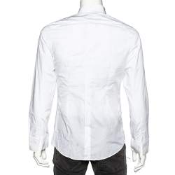 Pre Owned قميص دولتشي أند غابانا غولد فيت قطن أبيض قصات متباينة تفاصيل شريط بشعار الماركة مقاس متوسط - ميديوم 