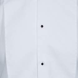 Pre Owned قميص دولتشي أند غابانا بادج ذهبي تفاصيل قصة أمامية مربعة قطن ابيض مقاس متوسط