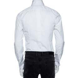 Pre Owned قميص دولتشي أند غابانا بادج ذهبي تفاصيل قصة أمامية مربعة قطن ابيض مقاس متوسط