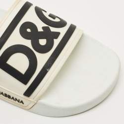 Pre Owned Dolce & Gabbana White/Black Rubber Logo Flat Slides Size 40