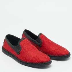 مملوكة مسبقًا Dolce & Gabbana Size 40 Red Brocade Fabric and Leather Slip On Espadrille