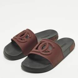 Pre Owned Dolce & Gabbana DG Logo Size 44 Burgundy Rubber Flat Slides
