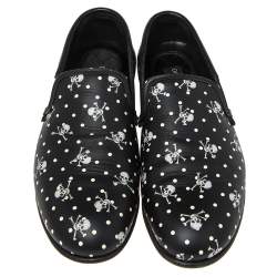 Pre Owned حذاء لوفرز دولتشي أند غابانا جلد أسود مطبوع جمجمة وعظام متعاكسة مقاس 41