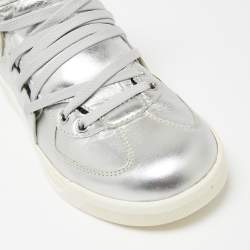 مملوكة مسبقًا حذاء رياضي دولتشي أند غابانا بينيلاكس جلد فضي عنق مرتفع مقاس 40