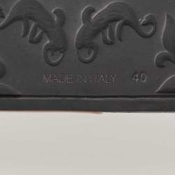 Pre Owned Dolce & Gabbana Pink Rubber Cut-out logo Slides Sandals Size 40 