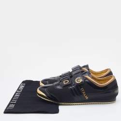 Pre Owned حذاء رياضي دولتشي أند غابانا جلد ذهبي /فضي ميتالك نقشة جي جي عنق منخفض إصدار محدود مقاس 40 