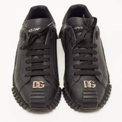 مملوكة مسبقًا Dolce & Gabbana Black Leather NS1 Logo Low Top Sneakers Size 43.5