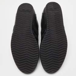 Pre Owned حذاء رياضي دولتشي آند غابانا جلد مثقب ذهبي / فضي بعنق منخفض مقاس 42