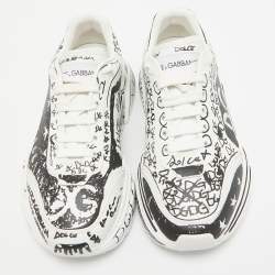 Dolce & Gabbana Black/White Graffiti Logo Low Top Sneakers Size 40.5