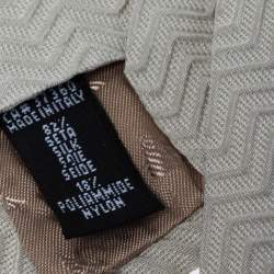 Pre Owned Emporio Armani Ivory Silk Zig Zag Embossed Skinny Tie