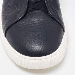 مملوكة مسبقًا حذاء رياضي ايرمنيجيلدو زينيا جلد أزرق كحلي بغرزو ثلاثية سليب أون مقاس 42