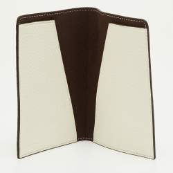 Pre Owned Fendi White Leather Travel Toiletry Case