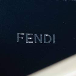 مملوكة مسبقًا حقيبة فاندي بيكابو آي سي يو إكس كروس جلد أزرق فاتح بمقبض علوي