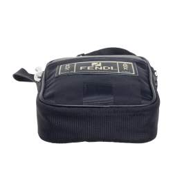 مملوكة مسبقًا Fendi Black Pequin Nylon Small Logo Patch Messenger Bag