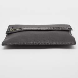 مملوكة مسبقًا Fendi Black Selleria Leather Wristlet Clutch