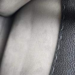 مملوكة مسبقًا حقيبة فيندي جو تو 2 واي جلد أسود حجم صغير