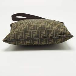 مملوكة مسبقًا حقيبة ماسنجر فندي نايلون زوكا تبغ