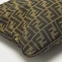 مملوكة مسبقًا حقيبة ماسنجر فندي نايلون زوكا تبغ