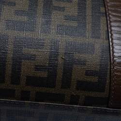 مملوكة مسبقًا حقيبة فندي دافل كانفس مطلي توتون زوكا