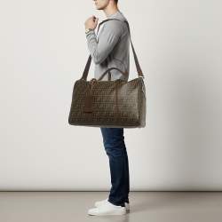 مملوكة مسبقًا حقيبة فندي دافل كانفس مطلي توتون زوكا