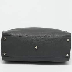 مملوكة مسبقًا Fendi Peekaboo Large Dark Grey Selleria Leather Top Handle Bag