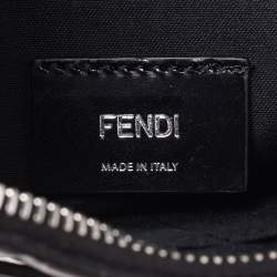 مملوكة مسبقًا حقيبة ماسنجر فندي جلد بني بنقشة الشعار أف أف