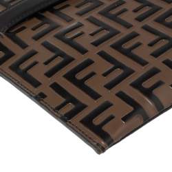 مملوكة مسبقًا حقيبة ماسنجر فندي جلد بني بنقشة الشعار أف أف