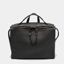 Jual Fendi Lui Grey Selleria Leather Messenger Bag di lapak Celio Closet