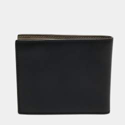 مملوكة مسبقًا Fendi Black/Brown Zucca Leather Bifold Compact Wallet