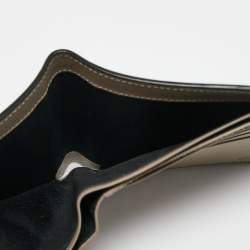 مملوكة مسبقًا Fendi Black/Brown Zucca Leather Bifold Compact Wallet