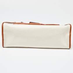 مملوكة مسبقًا Fendi Off White/Tan Coated Canvas and Leather Medium Peekaboo Defender Pouch