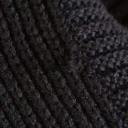 مملوكة مسبقًا سويتر فندي "كارليتو" برقبة وهمية تريكو مضلع صوف أسود مقاس وسط (ميديوم)