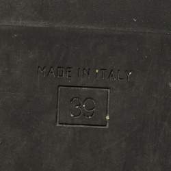 مملوكة مسبقًا صندل سلايد فندي بول مطاط مرتفع بني/أسود مزين شعار ماركة مقاس 42