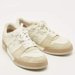 مملوكة مسبقًا حذاء رياضي فندي جلدي ومخملي بلون كريمي وأسود منخفض من الأعلى مقاس 43