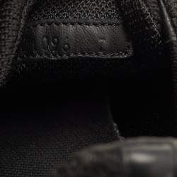 مملوكة مسبقًا حذاء رياضي فنـدي باغ باغز بأسود نسيج محبوك بعنق منخفض مقاس 41