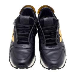 Pre Owned حذاء رياضي فندي عنق منخفض ترصيع موناستر آي سويدي وجلد أصفر / أسود مقاس 42