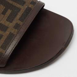 Pre Owned Fendi Tobacco Zucca Canvas And Leather Flat Slide Sandals Size 40