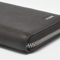 Pre Owned Gianfranco Ferre Brown Leather Zip Around Organizer