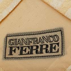 مملوكة مسبقًا Gianfranco Ferre Beige Striped Silk Jacquard Classic Tie