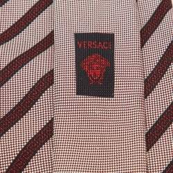 Gianni Versace Vintage Red Printed Silk Traditional Tie