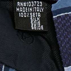 مملوكة مسبقًا Giorgio Armani Navy Blue Striped Silk Traditional Tie