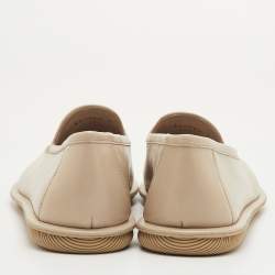 Pre Owned حذاء لوفرز جورجيو أرماني جلد بيج مطرز شعار سليب أون مقاس 41