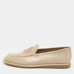 Pre Owned Giorgio Armani Embroidered Logo Size 41 Beige Leather Slip On Loafers