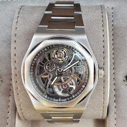 Pre Owned Girard Perregaux Laureato 81015-11-001-11A Automatic Skeleton Stainless Steel Men's Wristwatch 42 mm